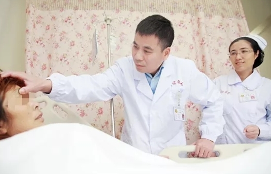 湘雅专家“肝癌圣手”周乐杜教授本周坐诊东院