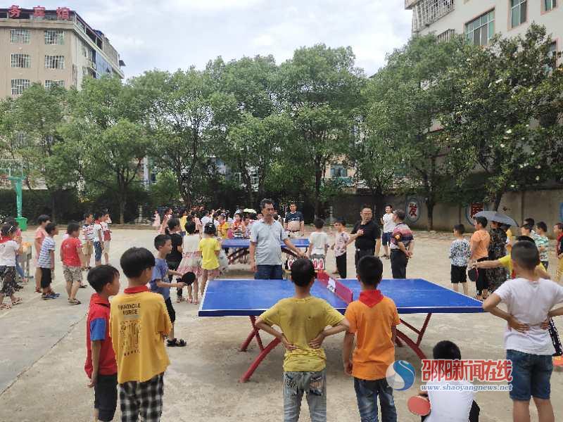 新宁县回龙寺镇中心小学举行乒乓球比赛_邵商网