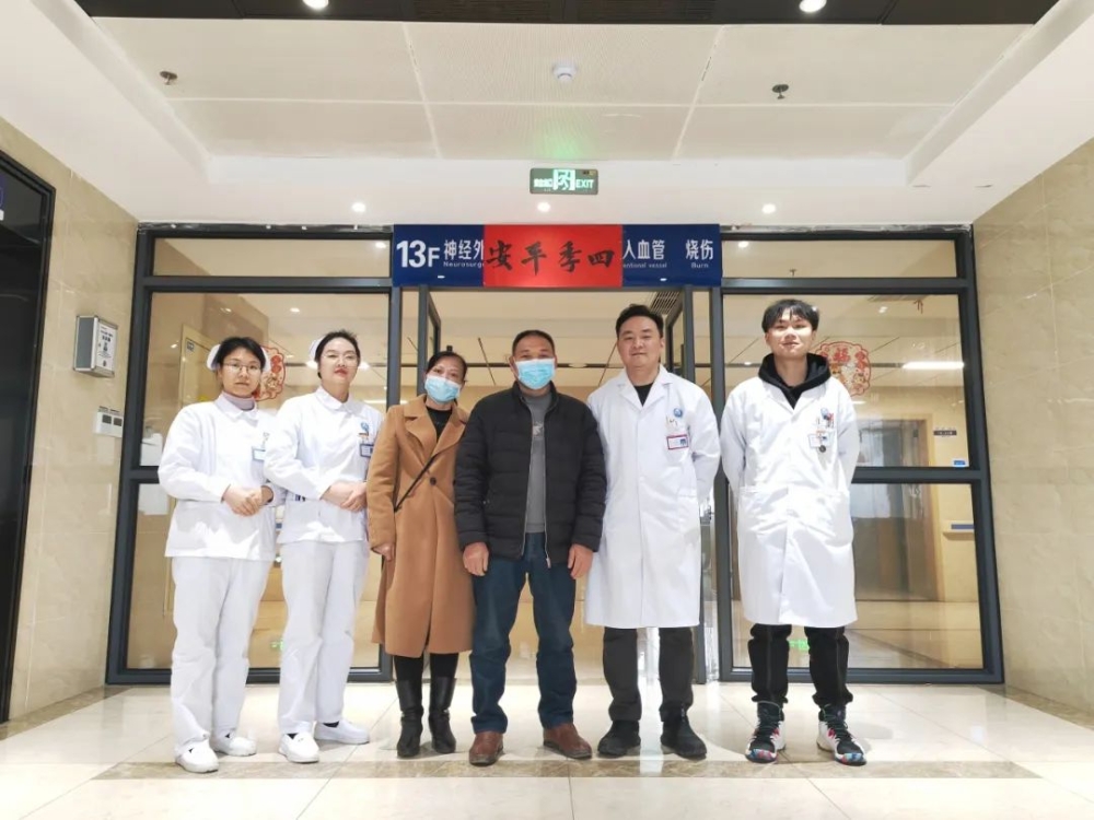 新宁县人民医院成功开展首例胸主动脉夹层手术