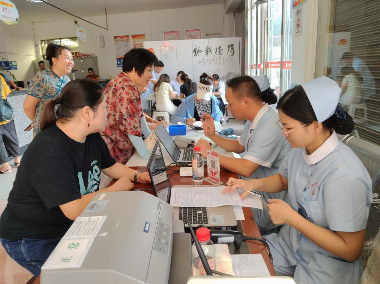 隆回县花门街道开展无偿献血活动