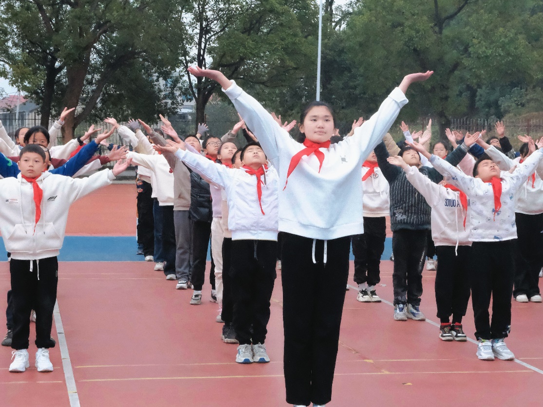 邵东市廉桥镇第二完全小学举办广播体操比赛