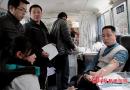 绥宁县城民众踊跃参加无偿献血(图)