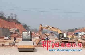 邵阳市世纪大道北路计划于2016年1月底完成主体工程