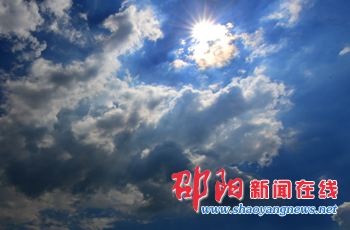 摄影师镜头下的云彩变幻莫测 美极了！