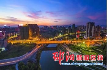 宝庆古城晚霞抹红天际 构成一幅热烈璀璨画卷