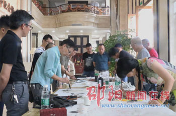 邵阳市红色旅游进校园、进社区、进景区之走进北塔区活动举行