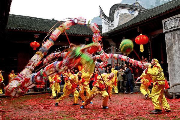民间传统祭灶日 新宁县在崀山景区推出民俗活动