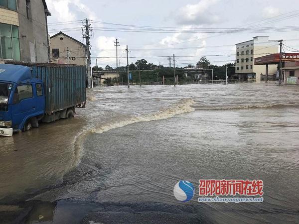 国道207线金台段和县道029线渔溪桥段实施交通管制