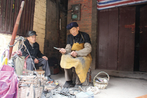 迴栏街：邂逅修鞋老匠人