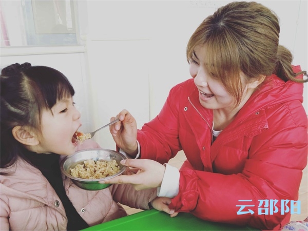 唐妮：乡村幼教的美丽守望者