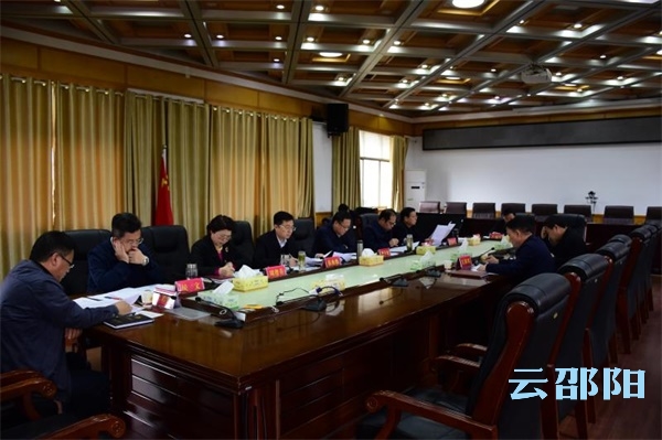 龚文密:持续加强干部作风建设 不断夯实脱贫攻坚基础