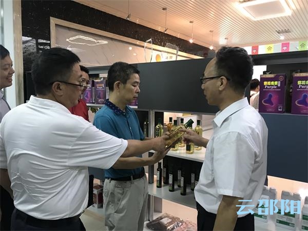 小小紫薯撬动邵阳扶贫大产业