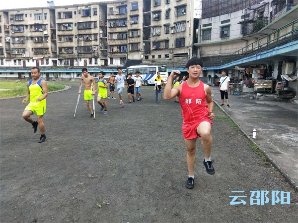 备战省残运会！邵阳市32名运动员挥汗如雨