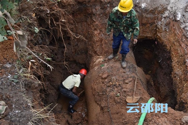 邵阳城区10处自来水漏点仅用18小时维修到位