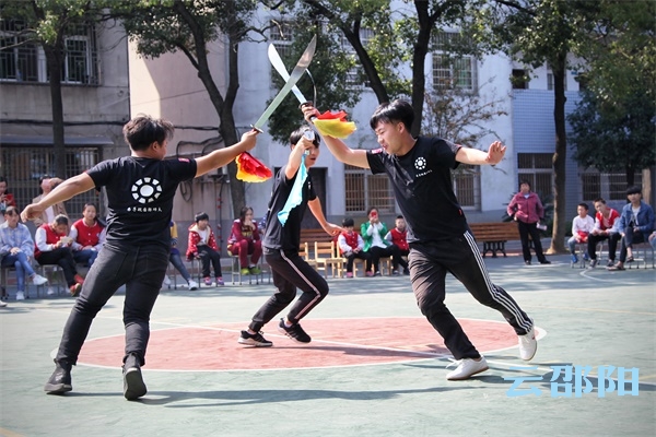 邵阳拍客丨传统武术进校园活动走进市特殊教育学校