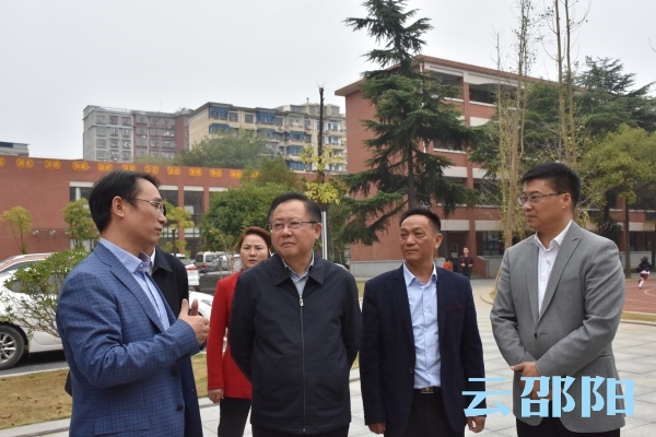 针对环保问题，市委书记龚文密来到这些地方，为民办实事