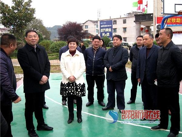 省委统战部一行到新邵县陈家坊镇富阳村调研指导同心美丽乡村建设