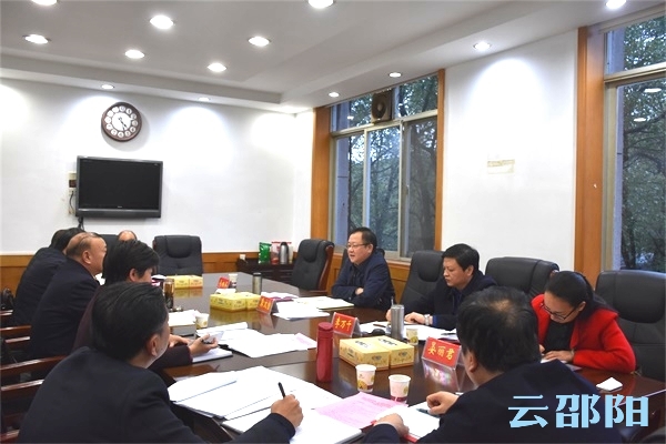 龚文密：积极对接商务部“五大扶贫行动”，推动我市商务工作和外向型经济迈上新台阶