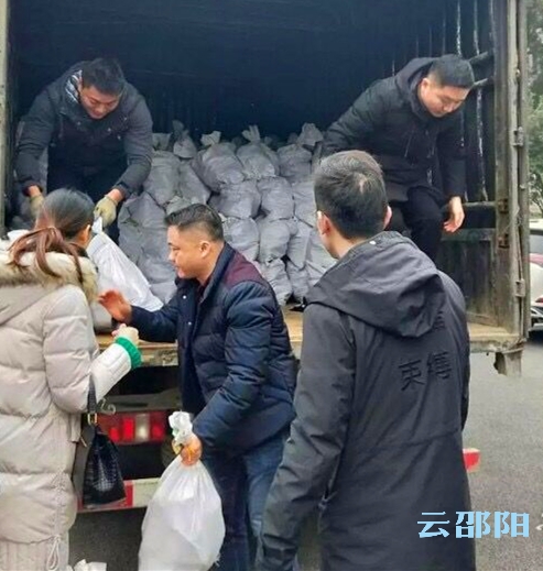 邵阳市住建局搭建扶贫产销平台让冬笋热销