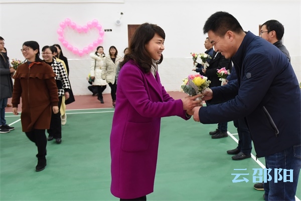 邵阳拍客丨游艺沙龙活动庆“三八”国际妇女节