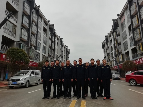 新邵县新田铺城市管理综合执法大队：用坚守与担当助力新田铺美丽蝶变