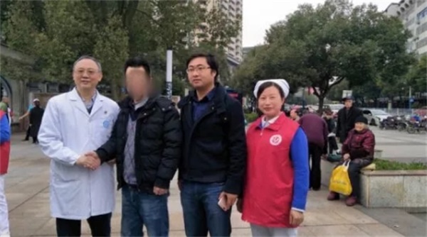 填补邵阳腹腔镜术式空白！首例后腹腔镜保留肾单位手术患者在邵阳市中心医院顺利出院