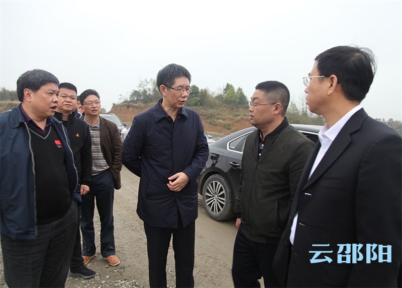 刘事青到邵阳经开区调研：要紧扭住实体企业这个“牛鼻子” 帮企业解决实际困难