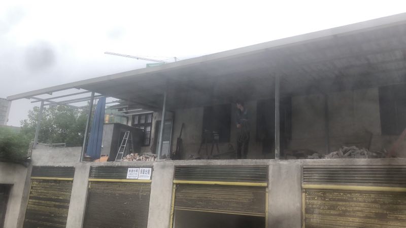 北塔区田江街道成功拆除一处违章建筑