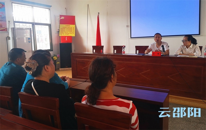 北塔区“六大微课堂”宣讲活动走进资新社区