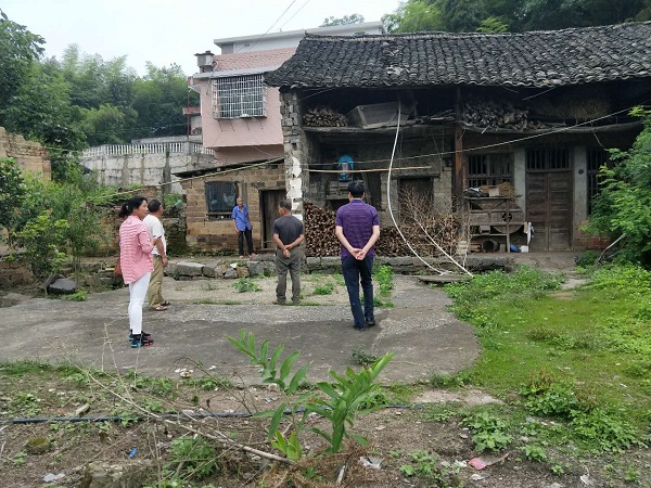 邵阳县长阳铺镇念好“四字诀”推进危房改造工作
