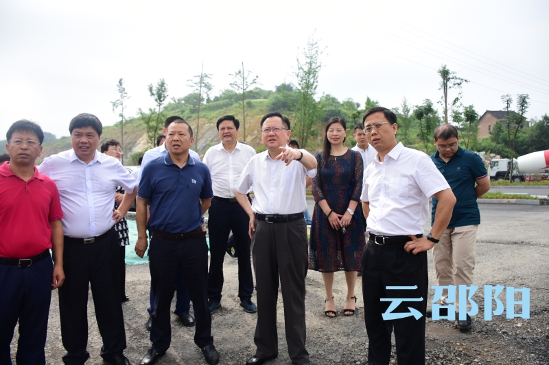 龚文密调研重点项目及省“粤港澳”高峰论坛招商工作