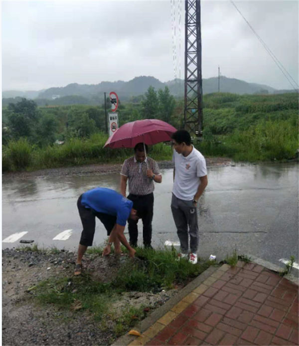 灾情面前，尽显新宁供水人本色
