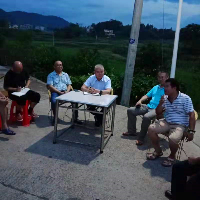 邵阳县长乐乡“三同三讲”汇民意聚民力助推脱贫攻坚