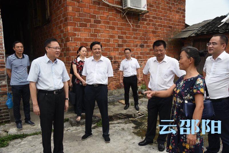 龚文密调研市区棚户区改造工作：摸清底数分类施策 切实帮助住房困难家庭改善居住条件