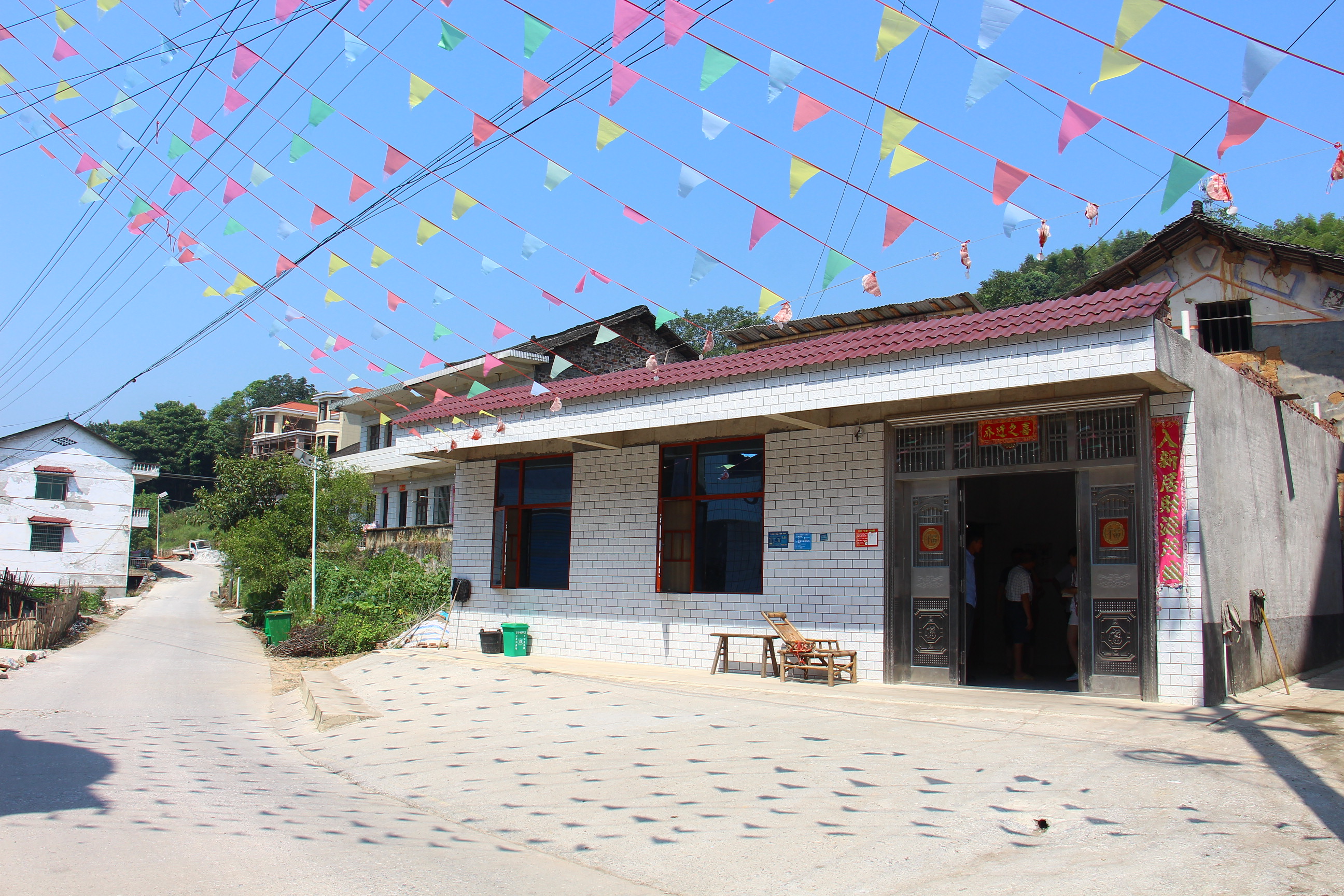 新邵18323户农村危房家庭圆了“安居梦”