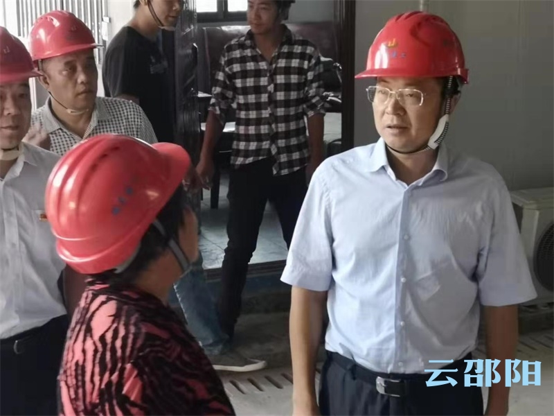 蔡典维到洞口县检查安全生产工作