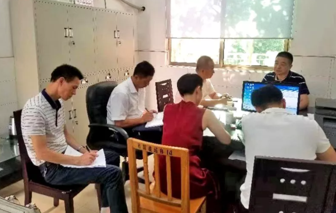 邵阳市中心医院主动取经市委主题教育第17指导组