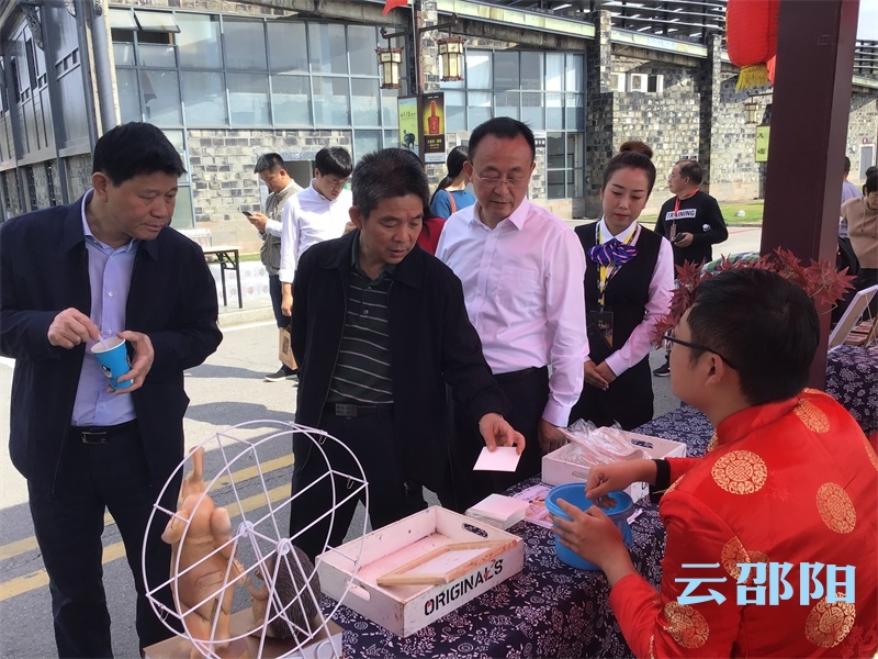 邵阳就业扶贫工作获省政协调研组高度肯定