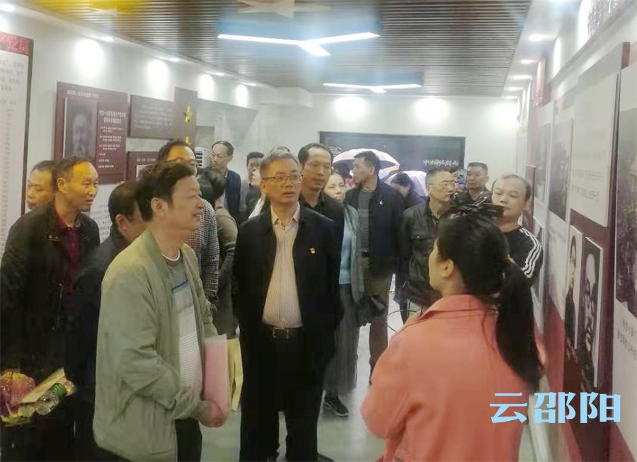 邵阳市教育局多形式学习推动主题教育走深走实