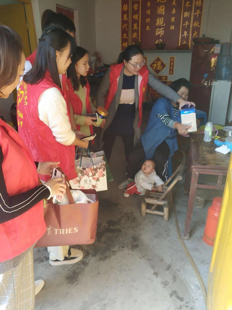 城步西岩镇：走访慰问困难户 组织关怀暖人心