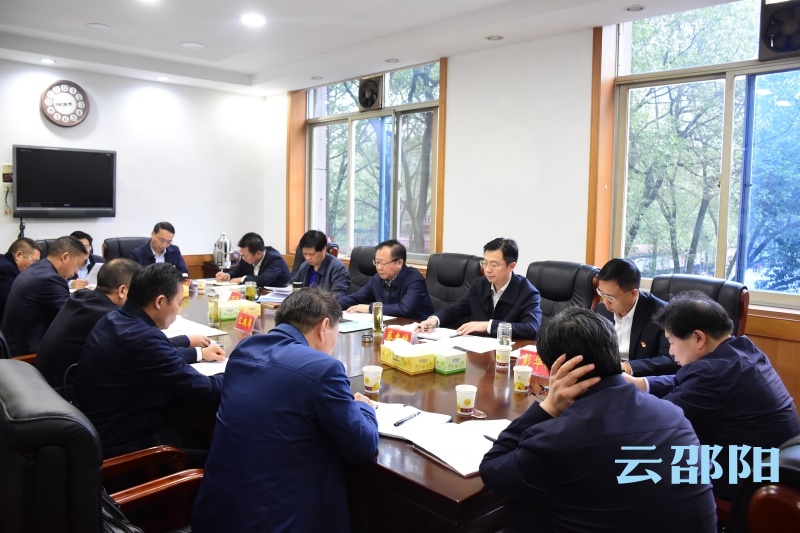 龚文密专题调度市区棚改项目建设时强调：把握政策分类实施 确保早日完成棚改任务