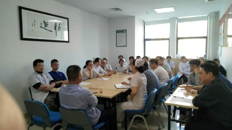改进麻醉科手术室流程管理、加快手术间周转——邵阳市中心医院外科党总支开展主题教育工作纪实