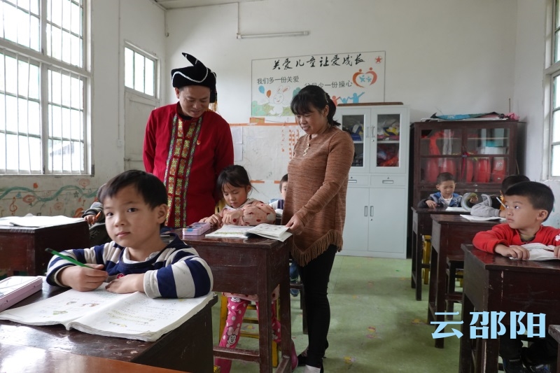 “湖南省最美守法公民”评选结果揭晓 邵阳两人榜上有名