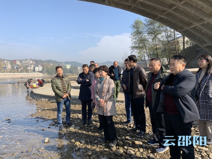 周迎春到邵阳县开展巡河工作：明确目标任务 以过硬举措打造样板河