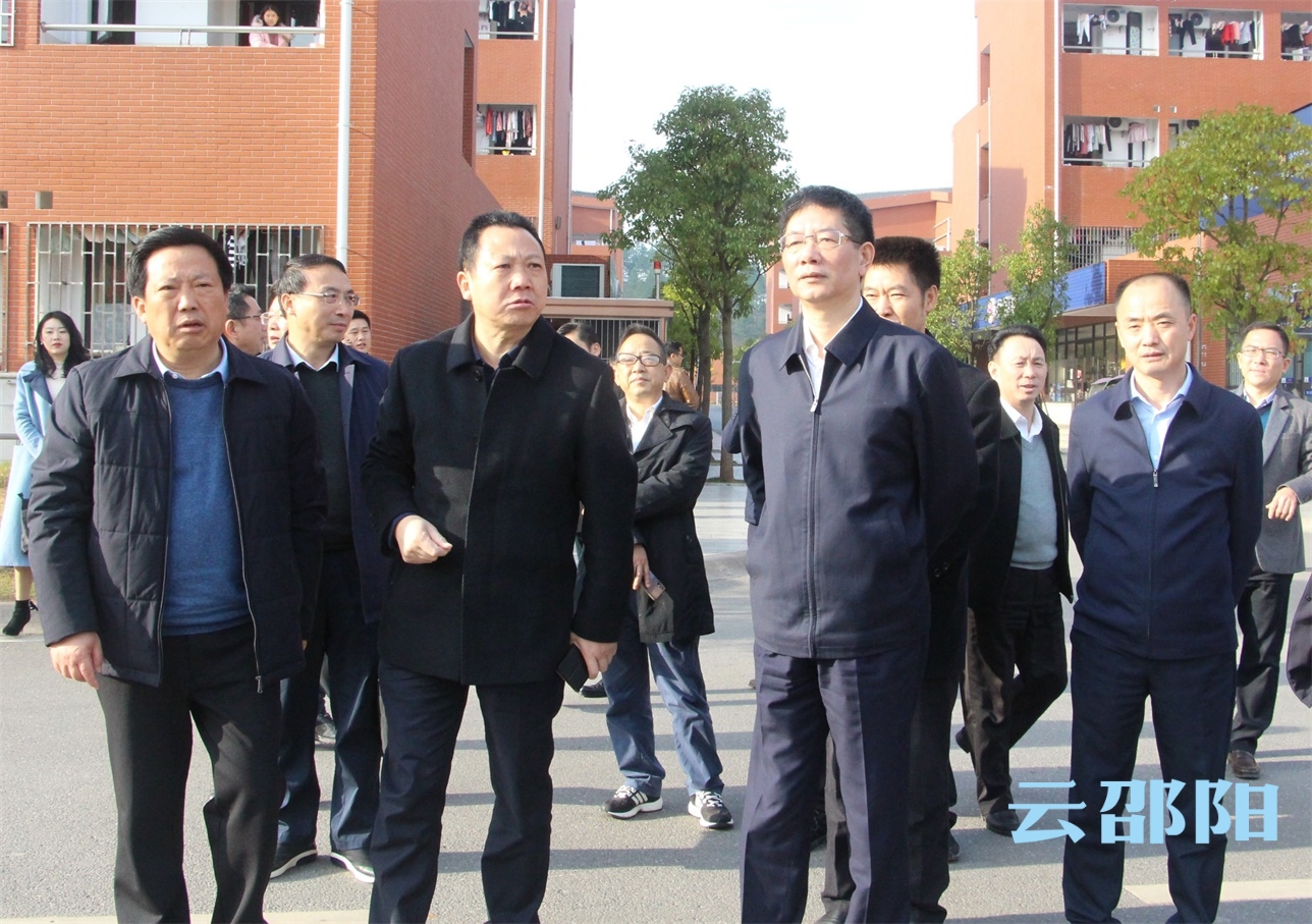刘事青到湘中幼专现场办公：强化优势专业建设  创建同类一流学校