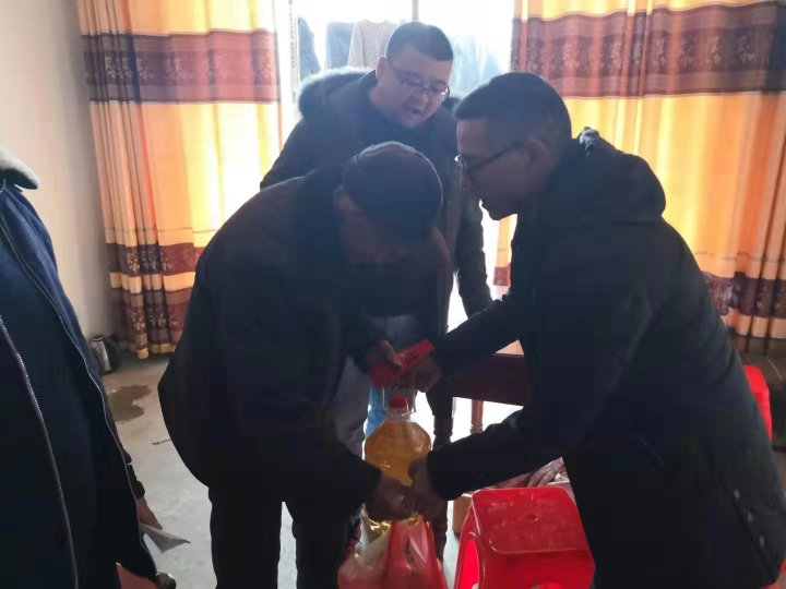 邵阳县蔡桥乡慰问退役老兵