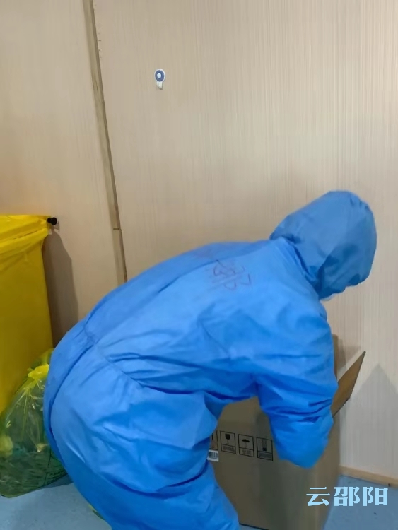 一线抗疫日记丨将困难一个一个地克服