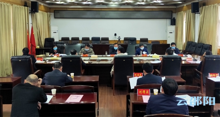龚文密：扎实推进“一脱贫三促进六覆盖”  确保圆满完成决胜全面小康各项目标任务