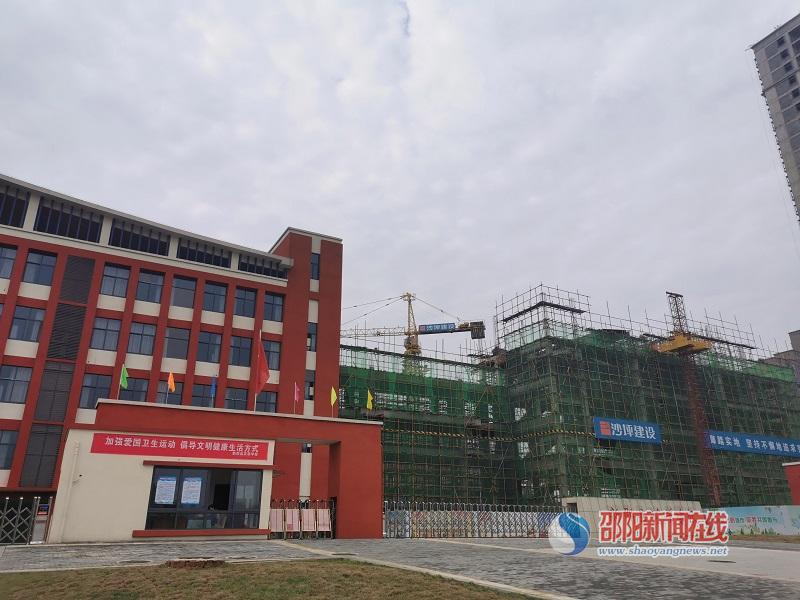 新邵县芙蓉学校：一手抓在建学校复工复产，一手抓学生开学复学筹备工作