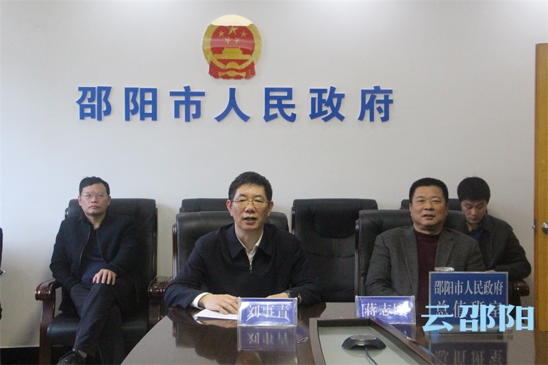 刘事青抽查清明节期间各县市区、市直部门值班值守情况：全力以赴防疫防火保畅保安